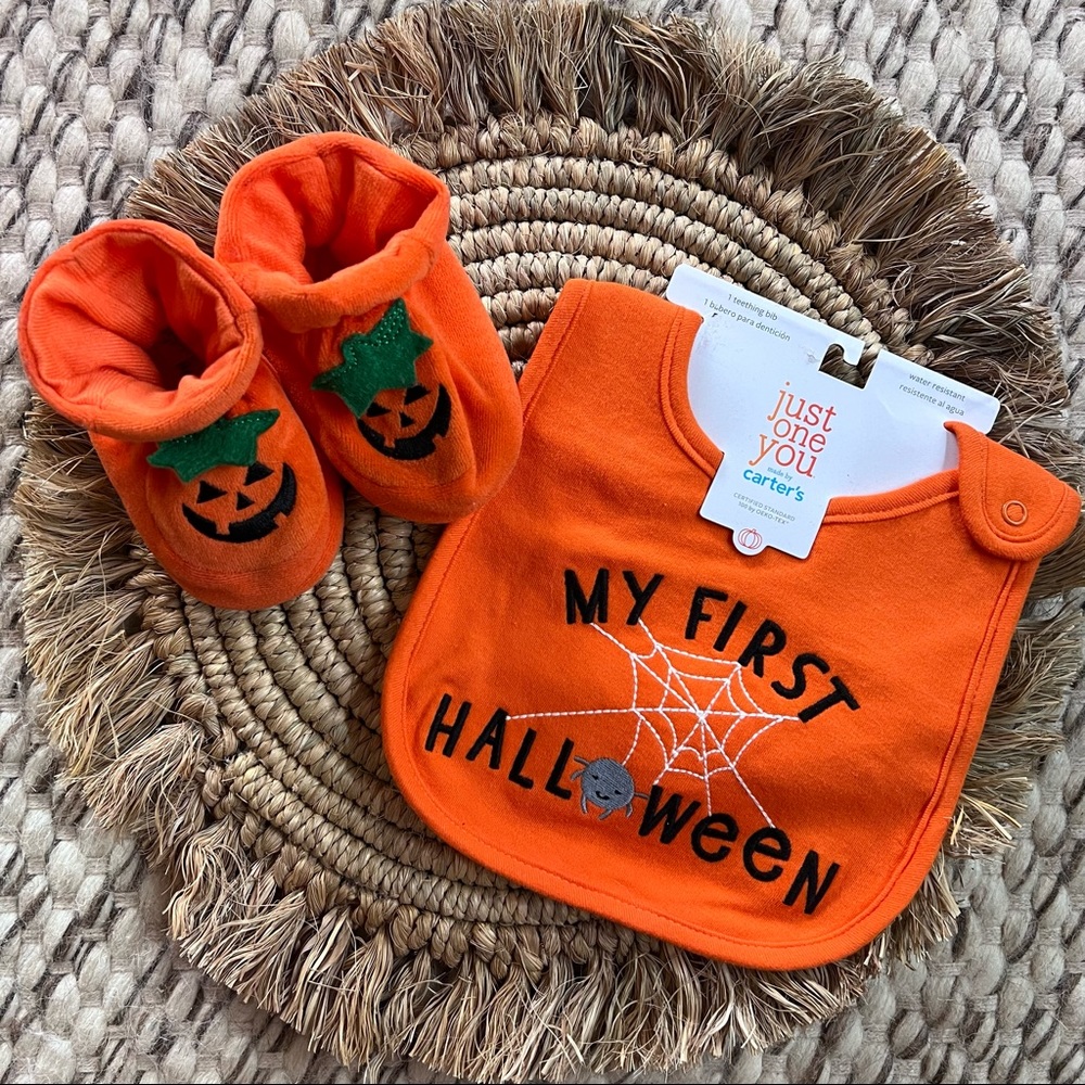 Halloween booties & bib